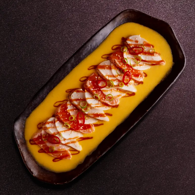 Tiradito saumon-yellowtail miso